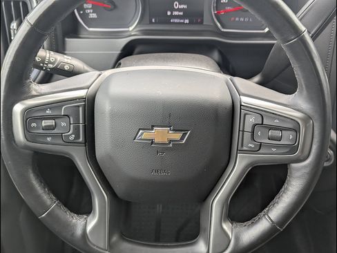 Used 2021 Chevrolet Silverado 1500 LT w/ Convenience Package II AWD/4WD image 26