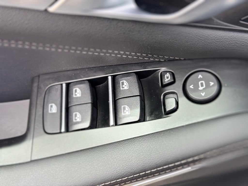 Used 2024 BMW X5 xDrive40i AWD/4WD image 24