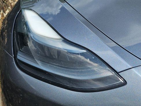 Used 2023 Tesla Model Y Long Range AWD/4WD image 25