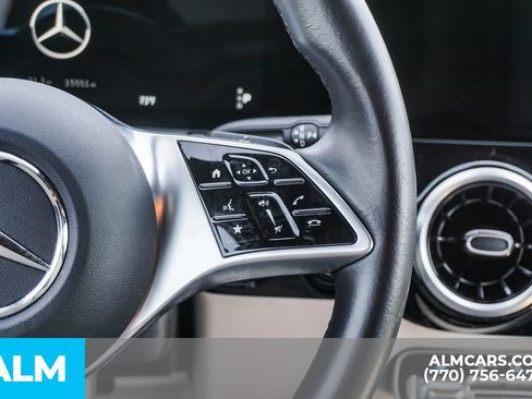 Used 2025 Mercedes-Benz GLA 250 4MATIC image 33
