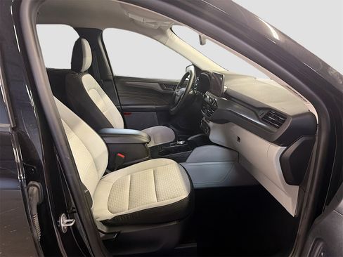 Used 2024 Ford Escape Active image 28