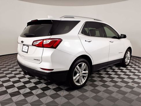 Used 2020 Chevrolet Equinox Premier image 4