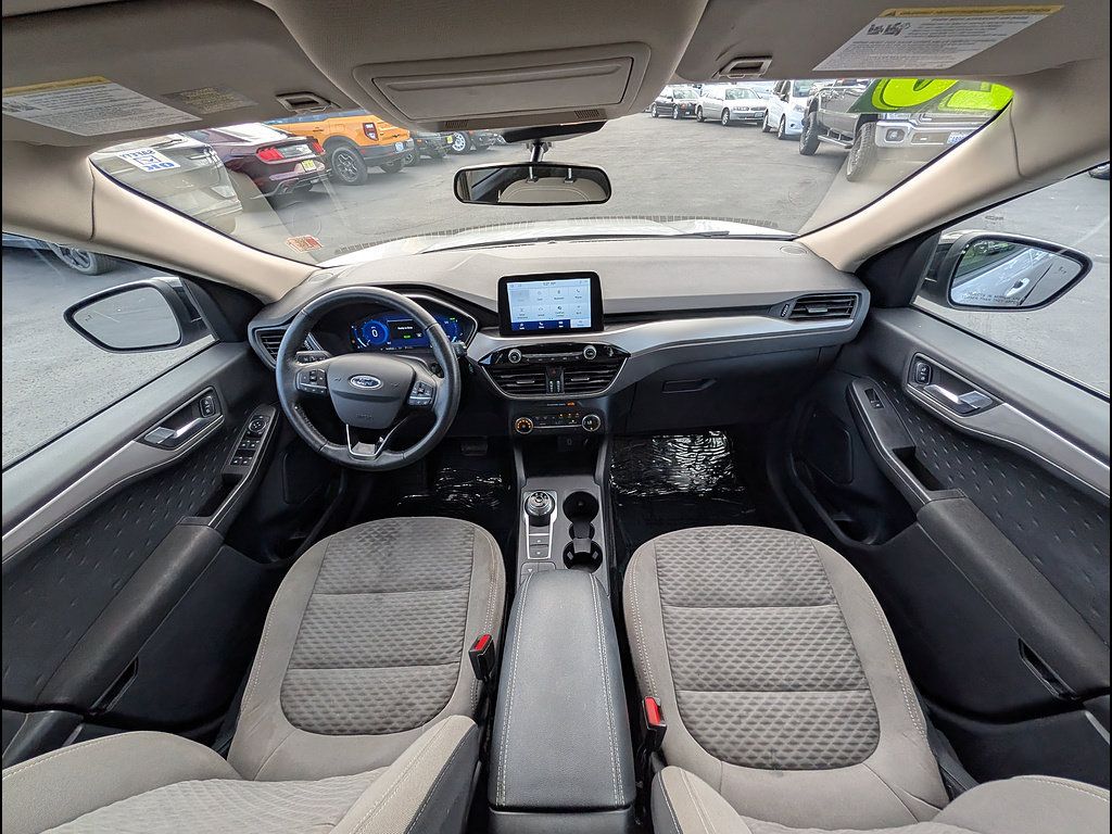 Certified 2020 Ford Escape SE Sport AWD/4WD image 14
