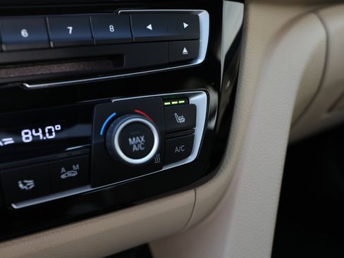 Used 2017 BMW 330i xDrive Sedan image 21