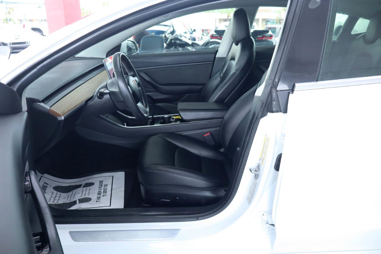 Used 2019 Tesla Model 3 Standard Range Plus RWD image 15