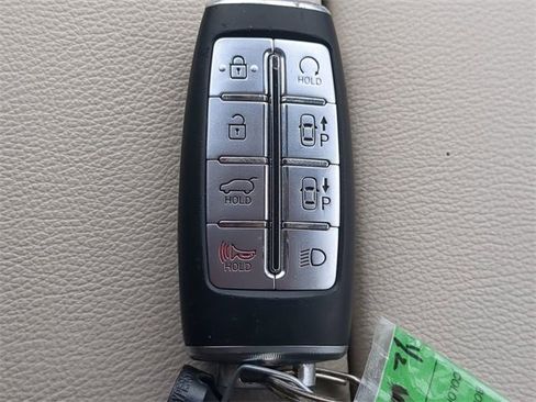 Used 2023 Genesis GV80 2.5T w/ Prestige 20" Package image 28