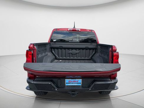 Used 2025 Chevrolet Colorado Trail Boss AWD/4WD image 31