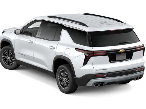 New 2026 Chevrolet Traverse LT w/ Driver Confidence Package FWD image 5