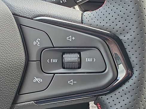 New 2026 Chevrolet Trax RS w/ Driver Confidence Package FWD image 16