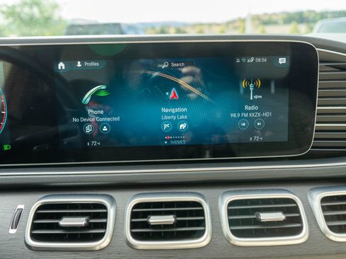 Used 2021 Mercedes-Benz GLE 350 4MATIC image 23