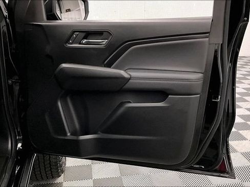 Used 2024 GMC Canyon Elevation w/ Convenience Package AWD/4WD image 21