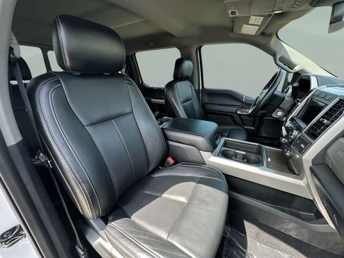 Used 2020 Ford F250 Lariat w/ Chrome Package AWD/4WD image 38