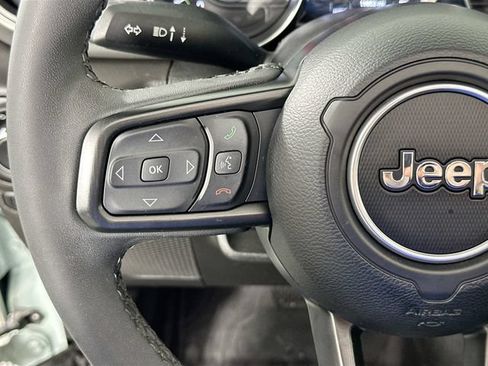 Used 2023 Jeep Wrangler Unlimited w/ Sun & Screen Package AWD/4WD image 23