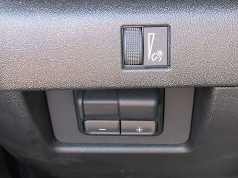 Used 2025 Chevrolet Colorado ZR2 w/ Technology Package image 20