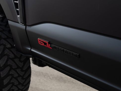 Used 2025 Ford F350 Platinum image 14