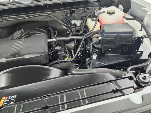 Used 2024 Chevrolet Silverado 2500 LT image 18