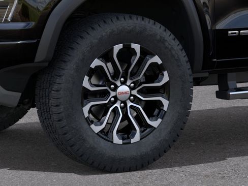 New 2026 GMC Canyon Denali AWD/4WD image 9