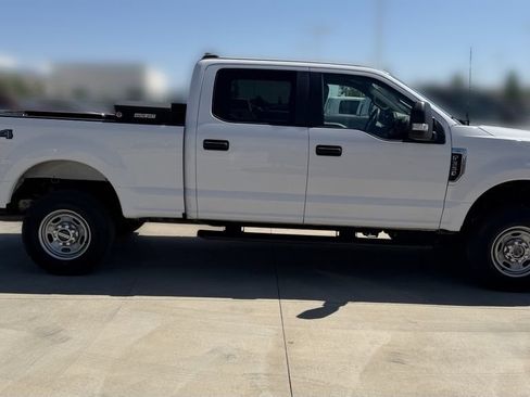 Used 2022 Ford F350 XL w/ Power Equipment Group AWD/4WD image 6