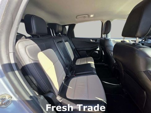 Used 2022 Ford Escape Titanium w/ Titanium Elite Package image 8