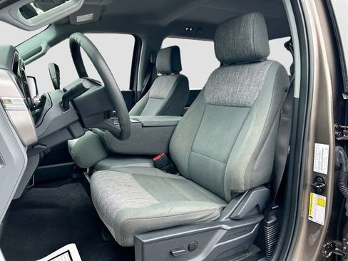 Used 2023 Ford F150 XLT image 19