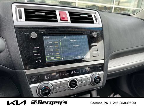 Used 2015 Subaru Legacy 2.5i Premium w/ Moonroof Package AWD/4WD image 8