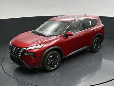 Used 2025 Nissan Rogue SV AWD/4WD image 47