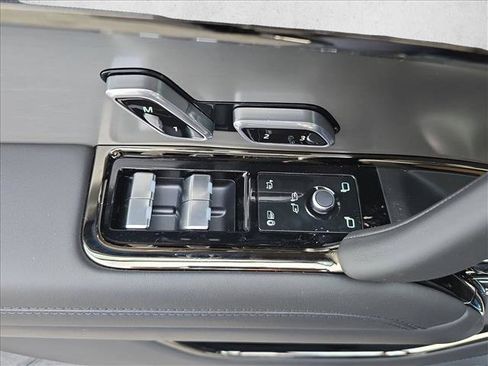 New 2026 Land Rover Range Rover Sport Dynamic SE image 26