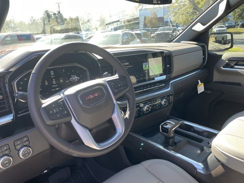 New 2026 GMC Sierra 1500 SLT w/ SLT Premium Plus Package image 17
