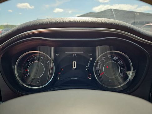 Used 2016 Dodge Challenger R/T RWD image 23