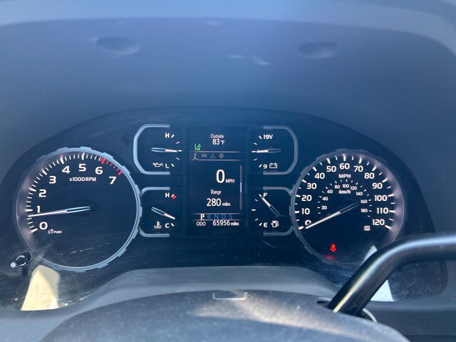 Used 2018 Toyota Tundra SR5 RWD image 12
