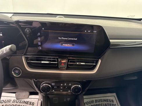 Used 2024 Chevrolet TrailBlazer LT w/ Convenience Package image 37