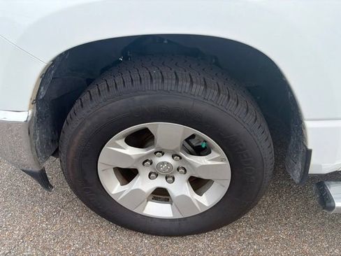 Used 2024 RAM 1500 Lone Star RWD image 11