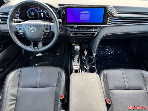 Certified 2025 Toyota Camry XLE image 16