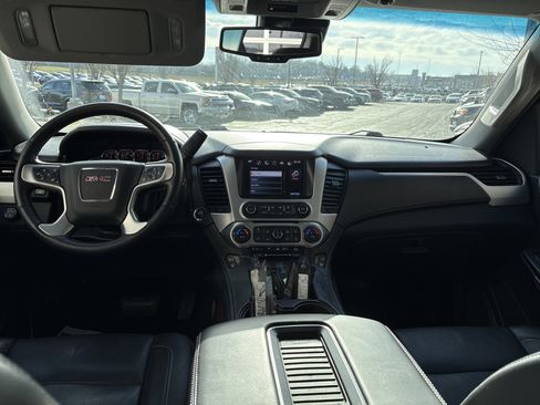 Used 2016 GMC Yukon XL SLT w/ Open Road Package image 29