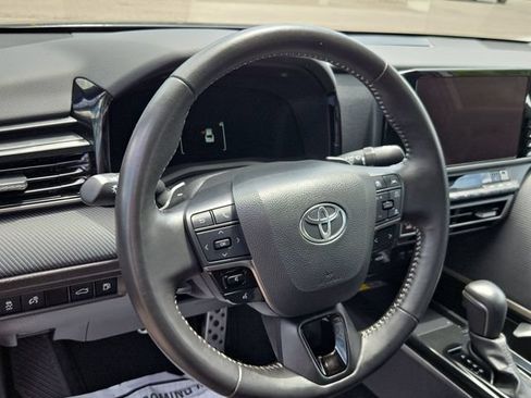 Used 2025 Toyota Camry SE w/ Convenience Package AWD/4WD image 14
