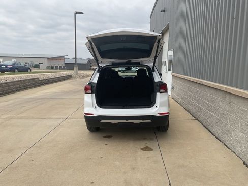 Used 2022 Chevrolet Equinox LT image 26