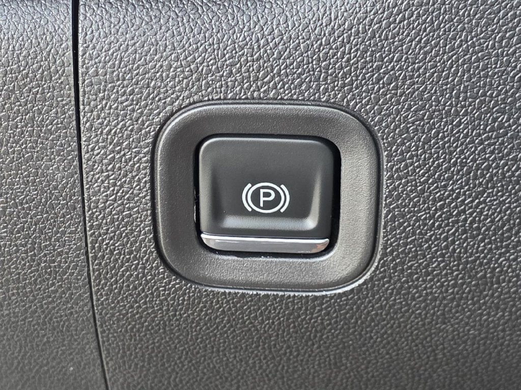 Used 2020 Chevrolet Silverado 1500 LT w/ Texas Edition RWD image 18