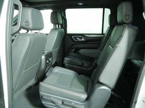 Used 2023 Chevrolet Suburban RST w/ Sport Performance Package AWD/4WD image 16