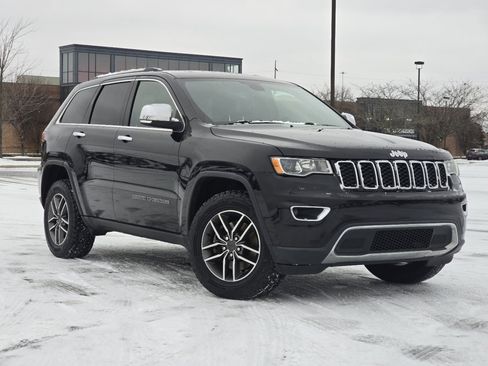 Used 2021 Jeep Grand Cherokee Limited image 2