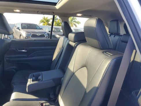 Certified 2024 Toyota Grand Highlander XLE image 13