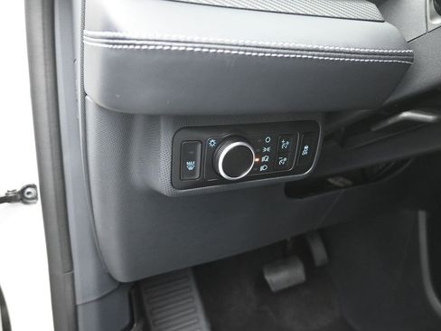 New 2025 Ford Mustang Mach-E Select image 27