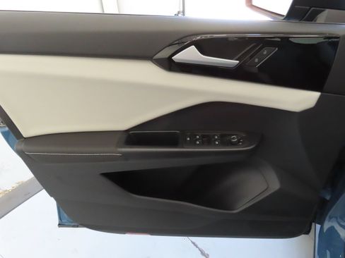 New 2026 Volkswagen Taos S FWD image 10
