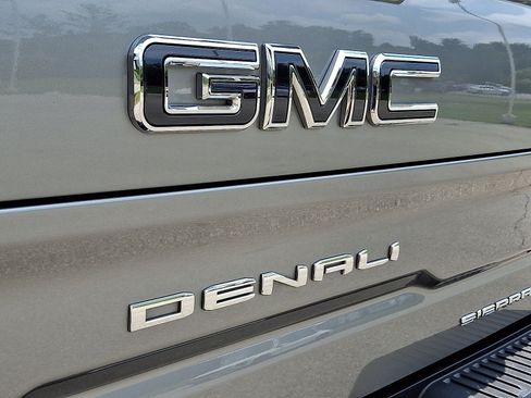 Used 2025 GMC Sierra 1500 Denali Ultimate AWD/4WD image 24