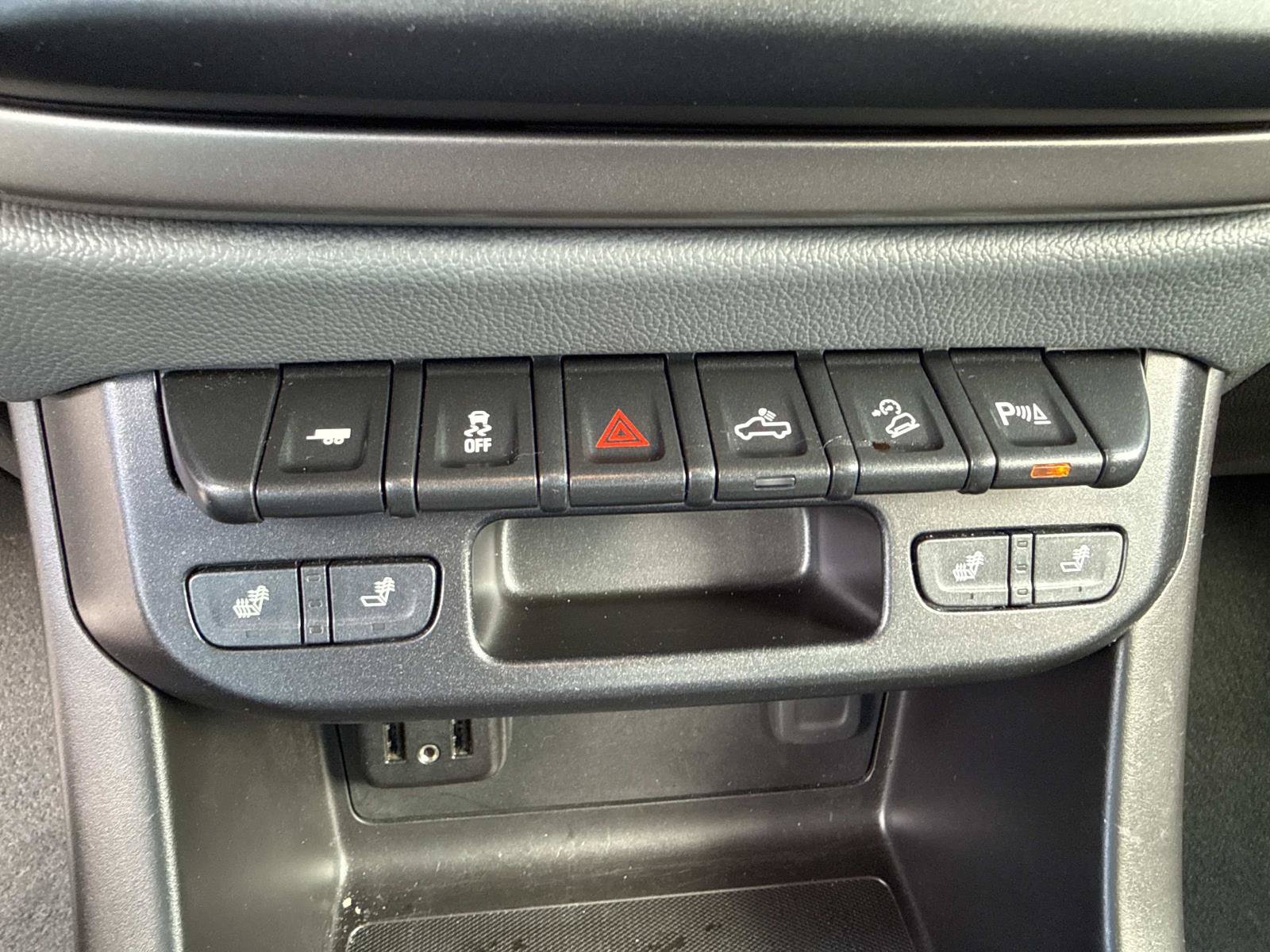 Used 2019 Chevrolet Colorado Z71 AWD/4WD image 26