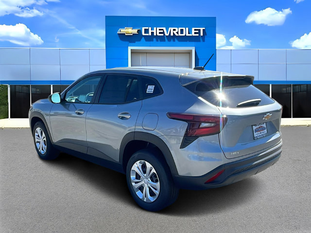 New 2026 Chevrolet Trax LS w/ Driver Confidence Package FWD image 6