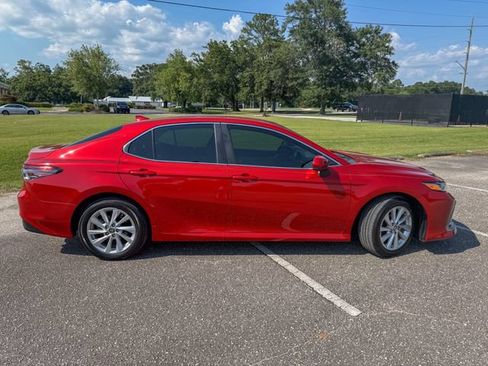 Used 2024 Toyota Camry LE FWD image 3