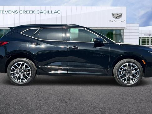 Used 2025 Chevrolet Blazer RS AWD/4WD image 2