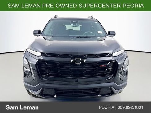 Used 2025 Chevrolet Equinox RS w/ Safety and Technology Package FWD image 2