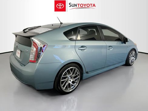 Used 2015 Toyota Prius Two image 4