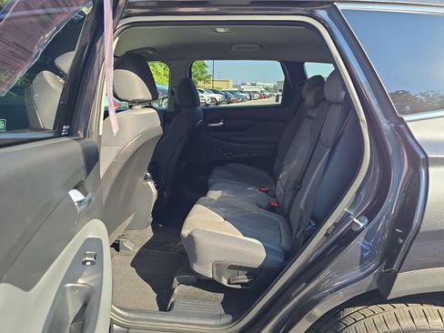 Used 2021 Hyundai Santa Fe SE FWD image 14